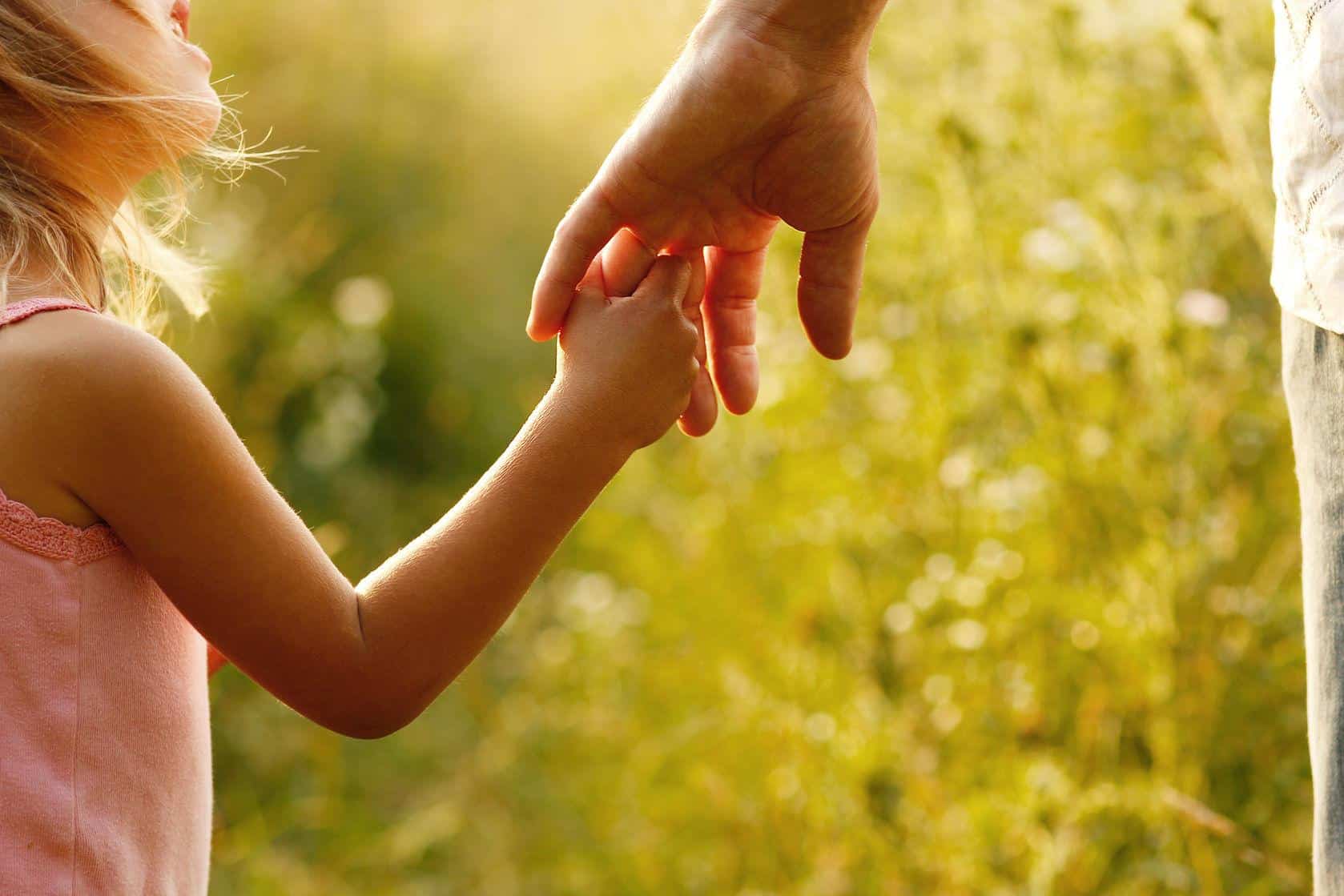Niña pregunta a su padre